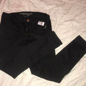 American Eagle Jegging Skinny Jeans (Mid rise)
